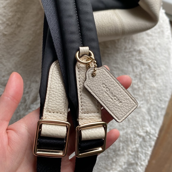 Coach mini bag pack - Picture 3 of 4